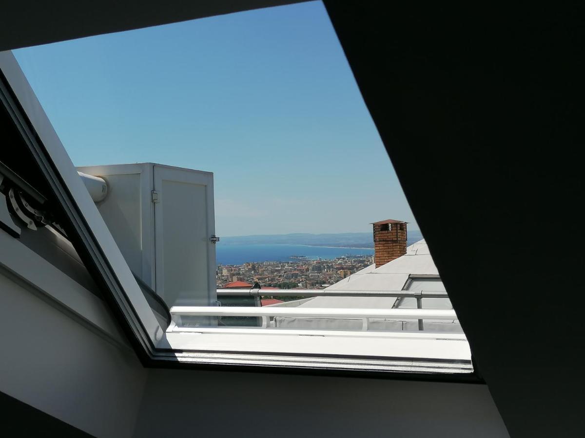 Отель Tivoli Shortlets - Catania Сан-Грегорио-ди-Катания Экстерьер фото